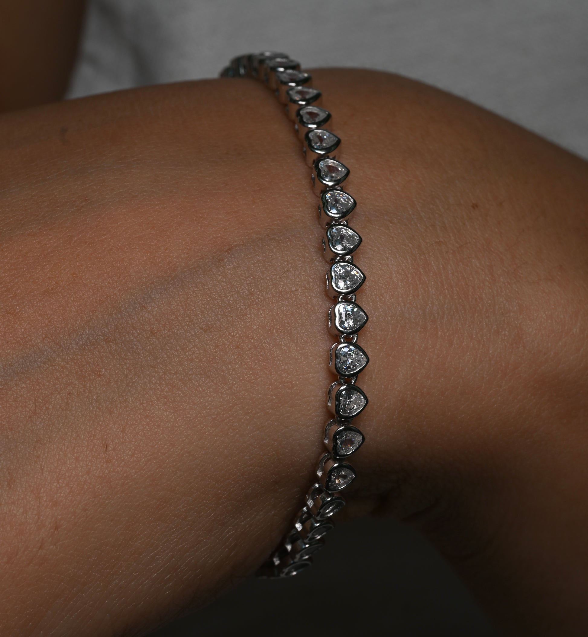 KAIRA Bracelet | 4mm width - 7 inches length | Zirconia (Casting)