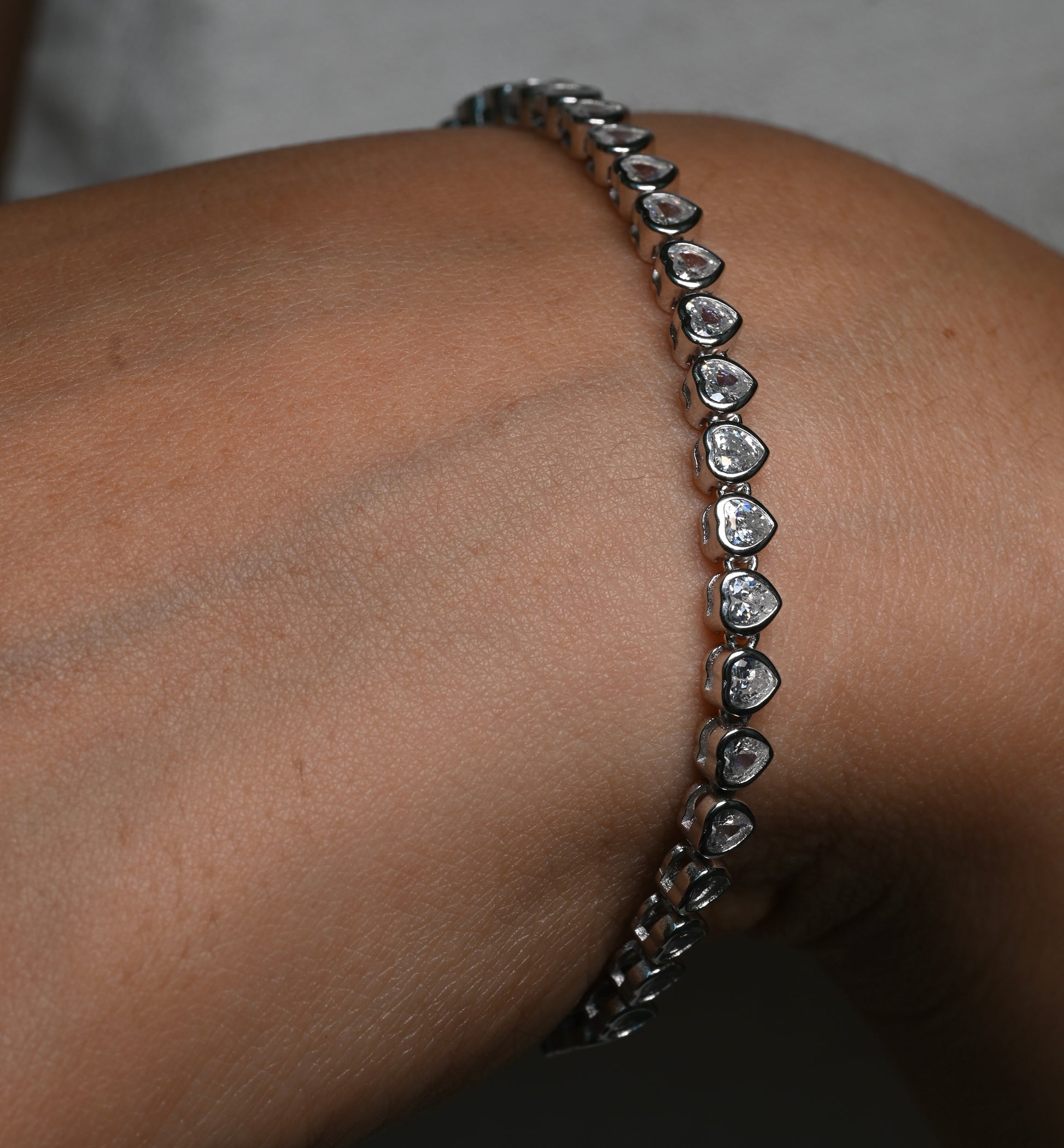 KAIRA Bracelet | 4mm width - 7 inches length | Zirconia (Casting)