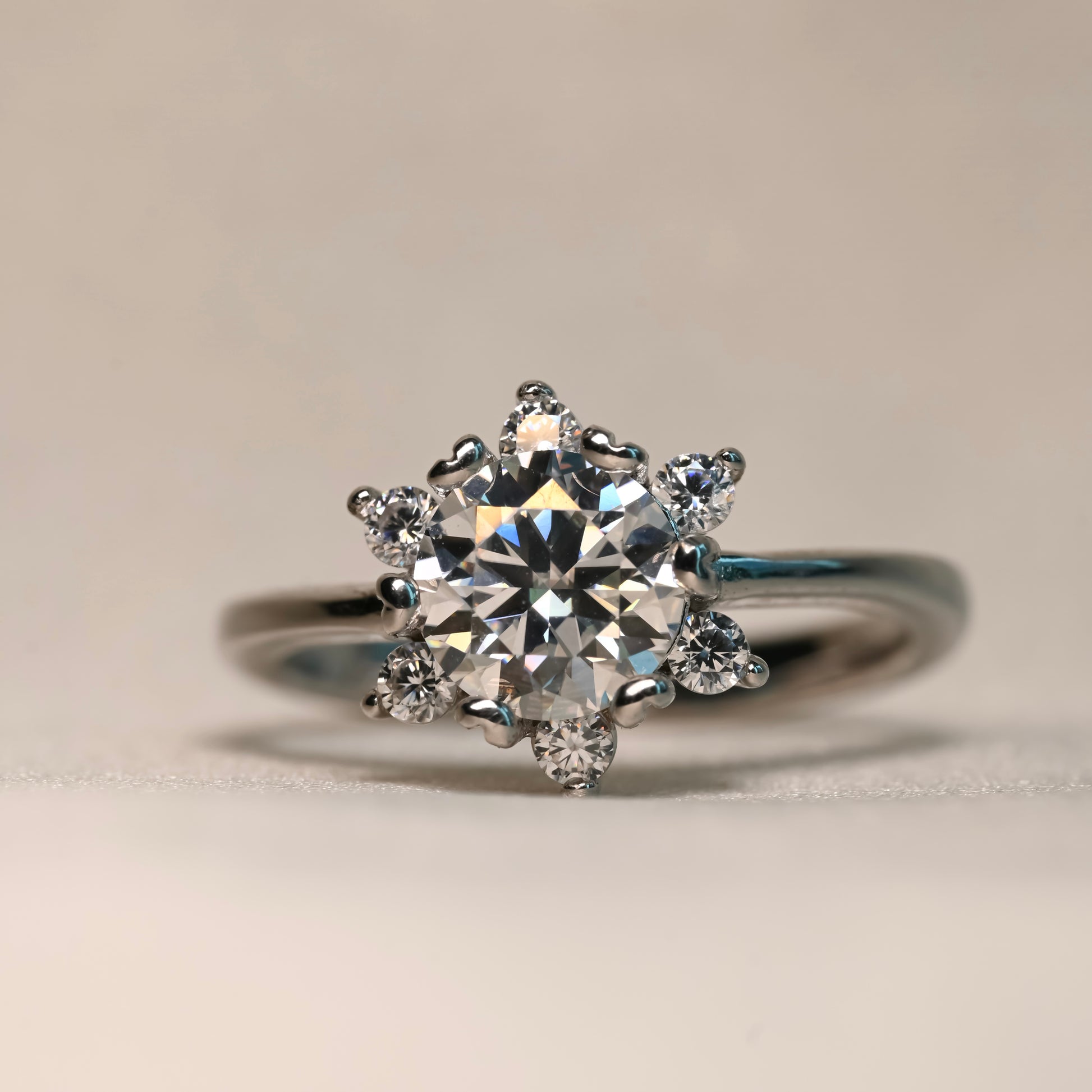 KYRA Moissanite Ring 1ct