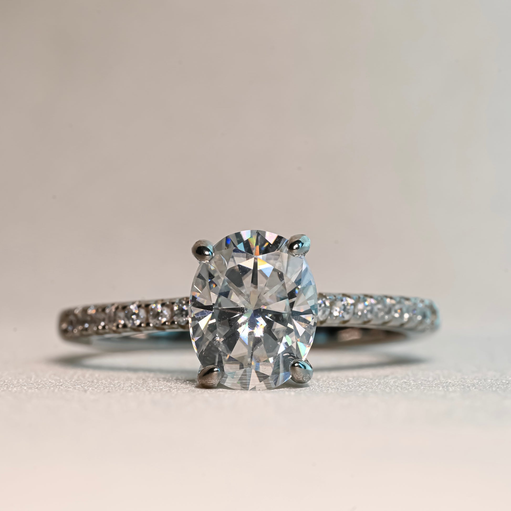 AIDA Moissanite Ring 2ct