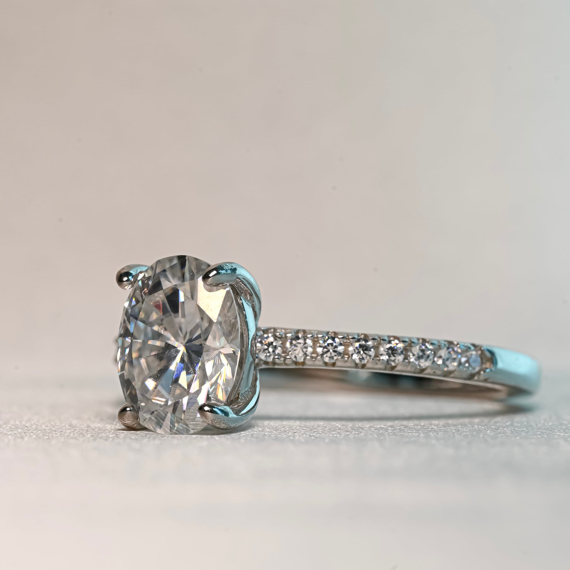 AIDA Moissanite Ring 2ct