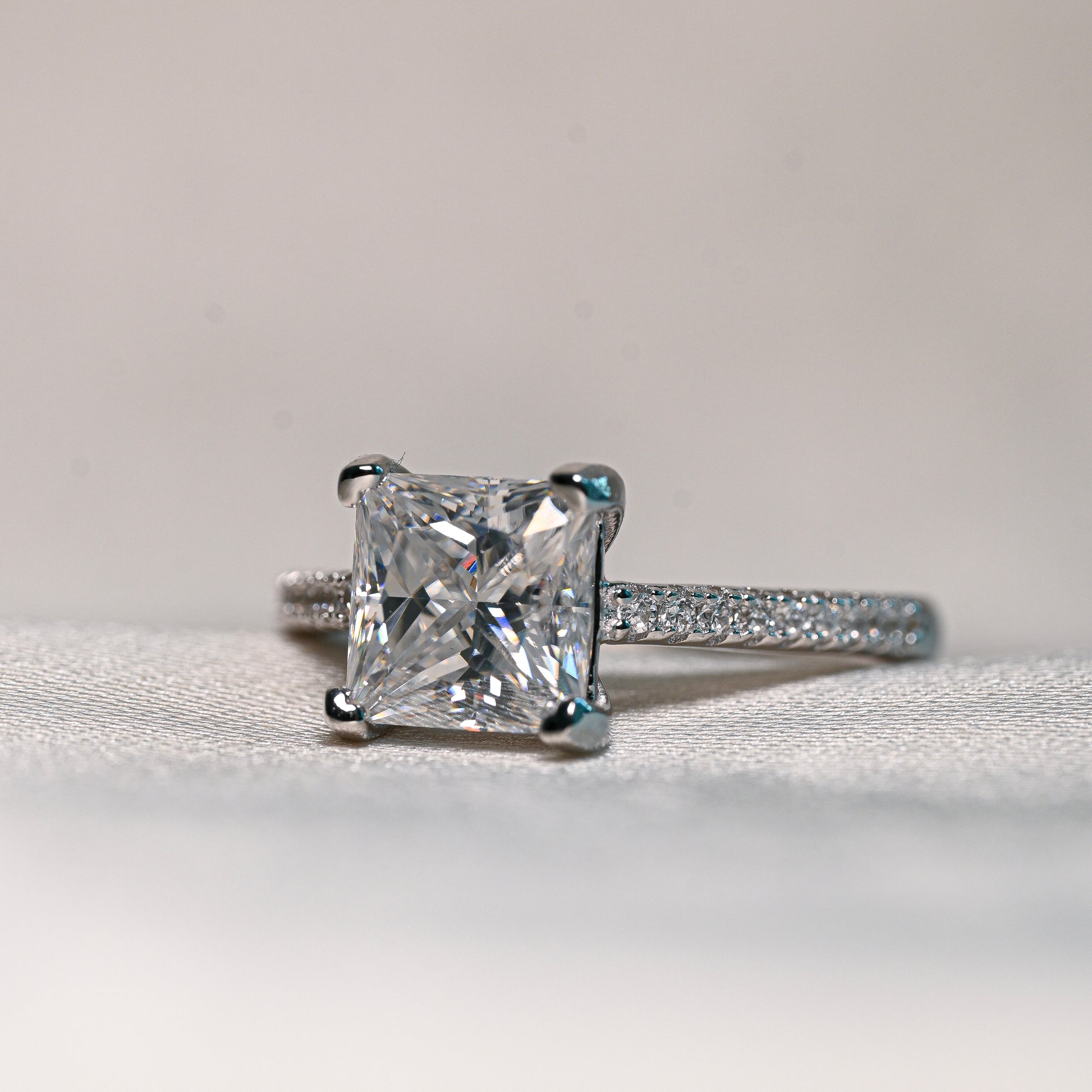 CARMELIA 2 Carat Princess-cut Moissanite Ring in Sterling Silver