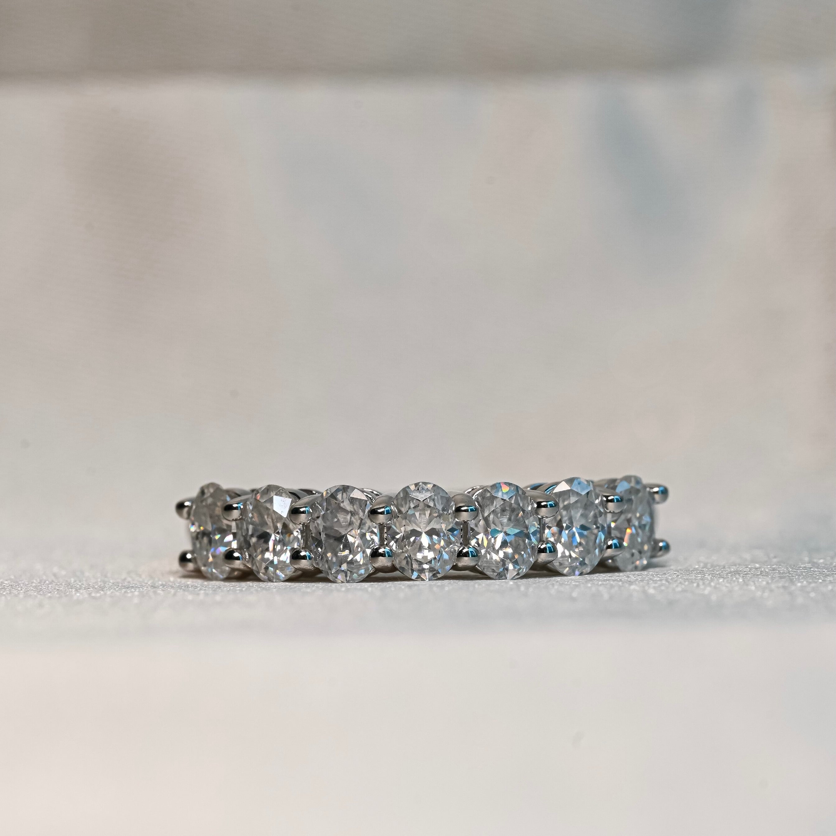 FAHDA Moissanite Band 3ct (total)