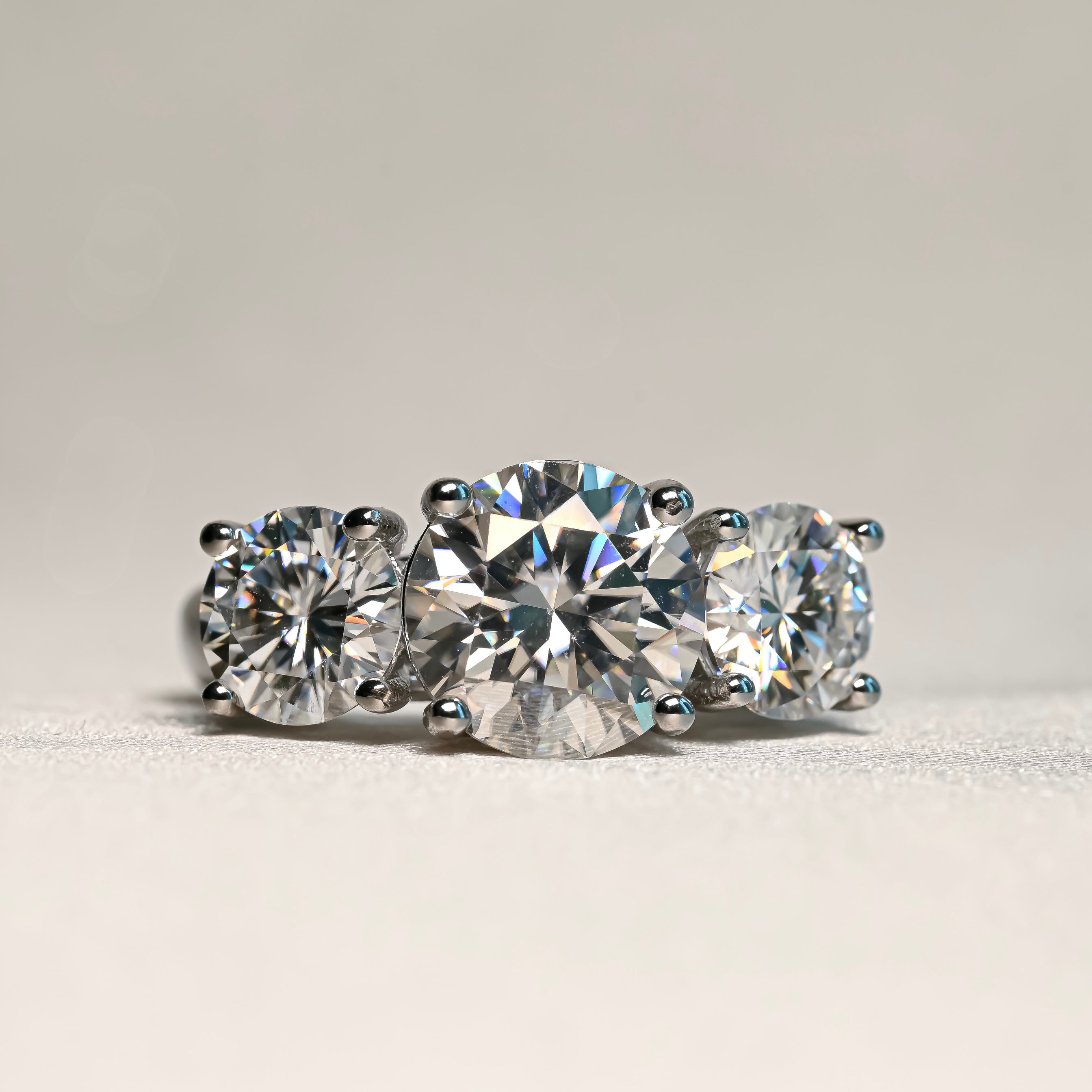 ZAABEL Moissanite Ring 3ct