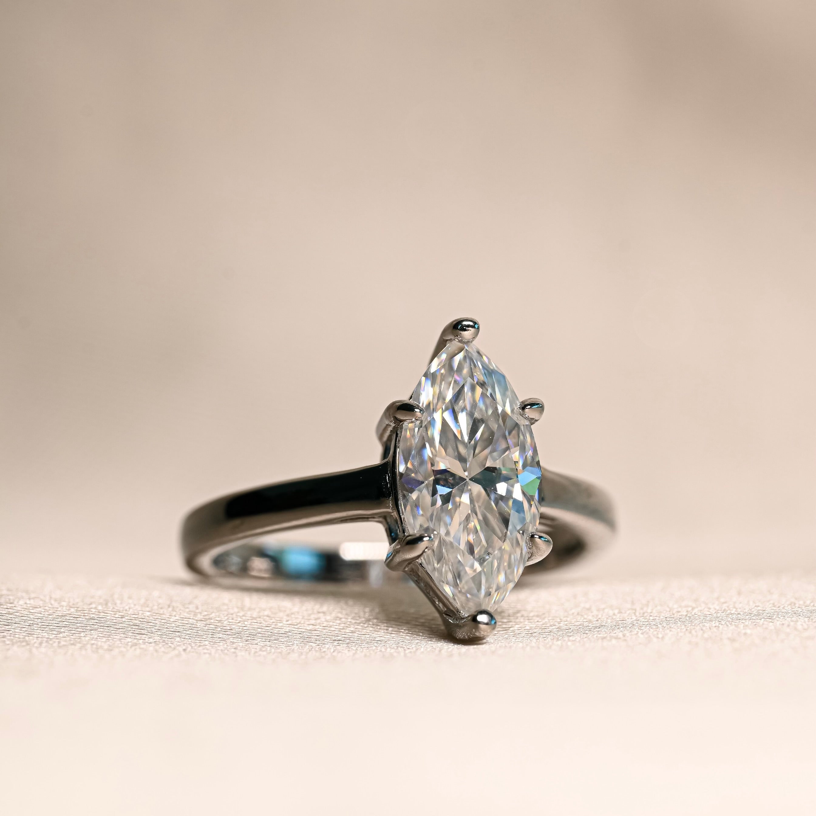 KIMBERLY Moissanite Ring 2ct