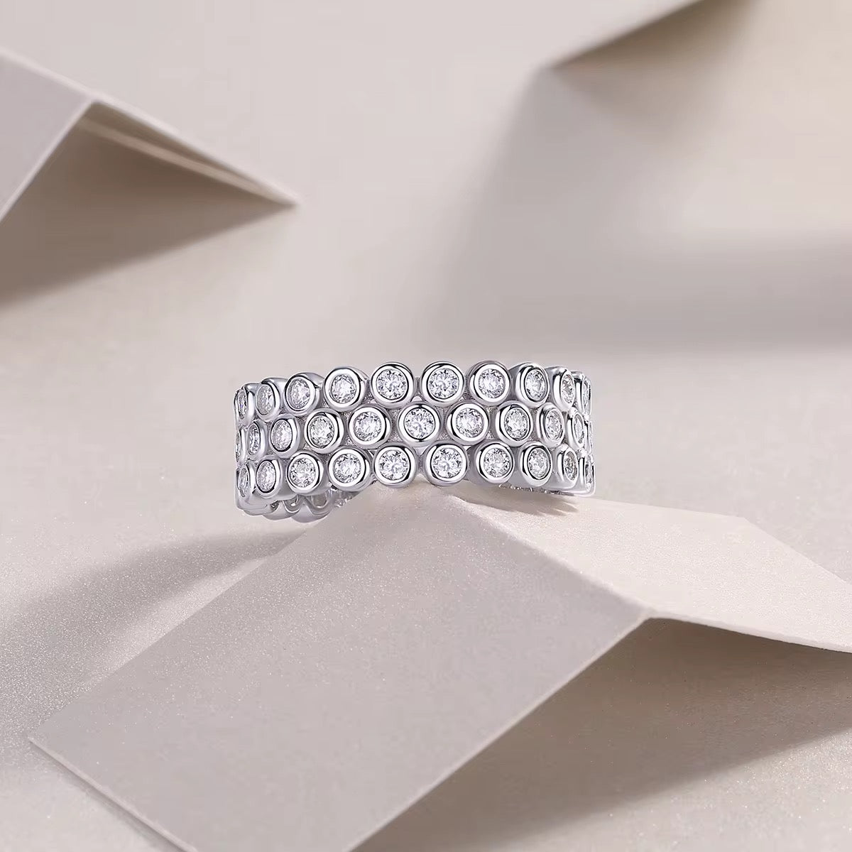 MELINDA Moissanite Band 0.02ct