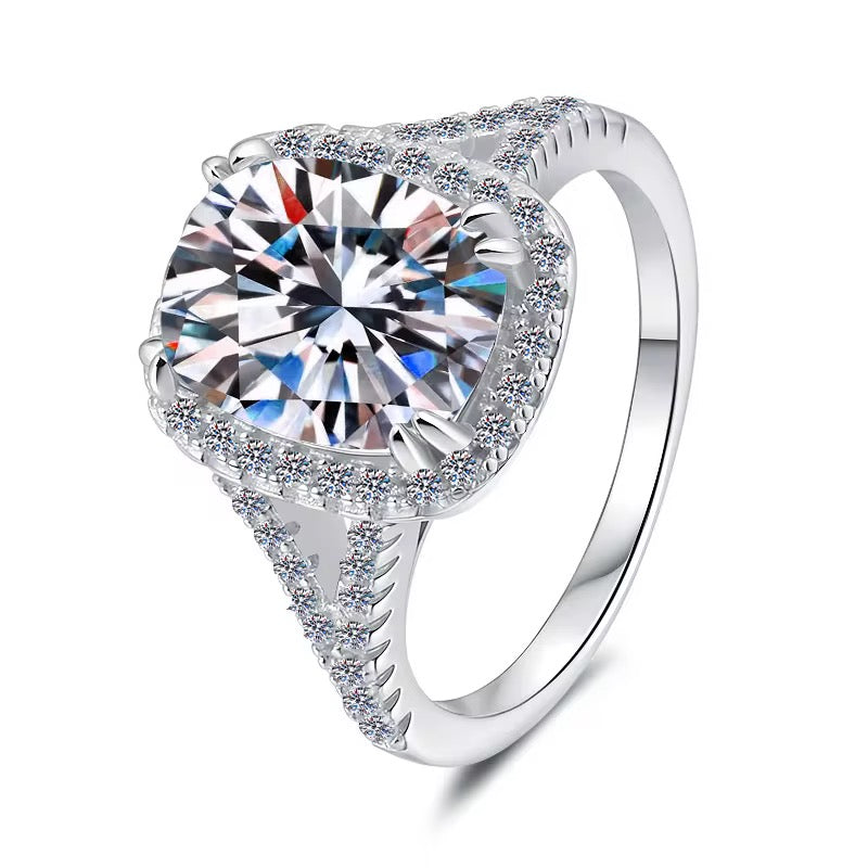 ELSIE 4 Carat Cushion-Cut Moissanite Ring in Sterling Silver