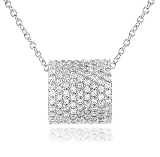 simulated diamond  necklace, crafted in sterling silver plated with 18k white gold with rhodium, front side, details of necklace
