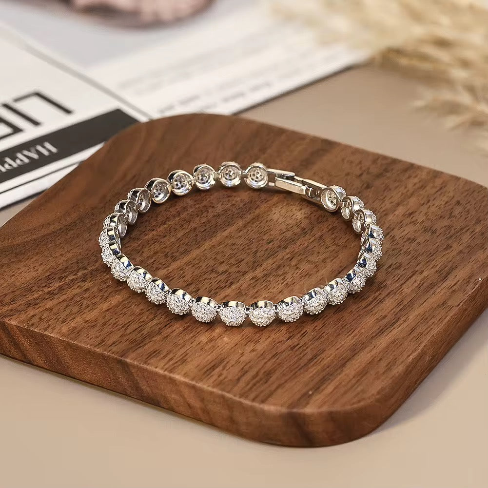 TATIANA Bracelet | 7 inches length | Zirconia (Casting)